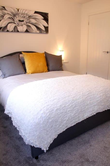 Premium Ground Floor Apartment, Near Fort William Town Centre Exteriör bild